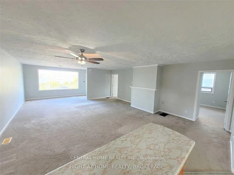 Photo 6 of 255 Bayview Avenue, Georgina, Keswick South — HOMEH