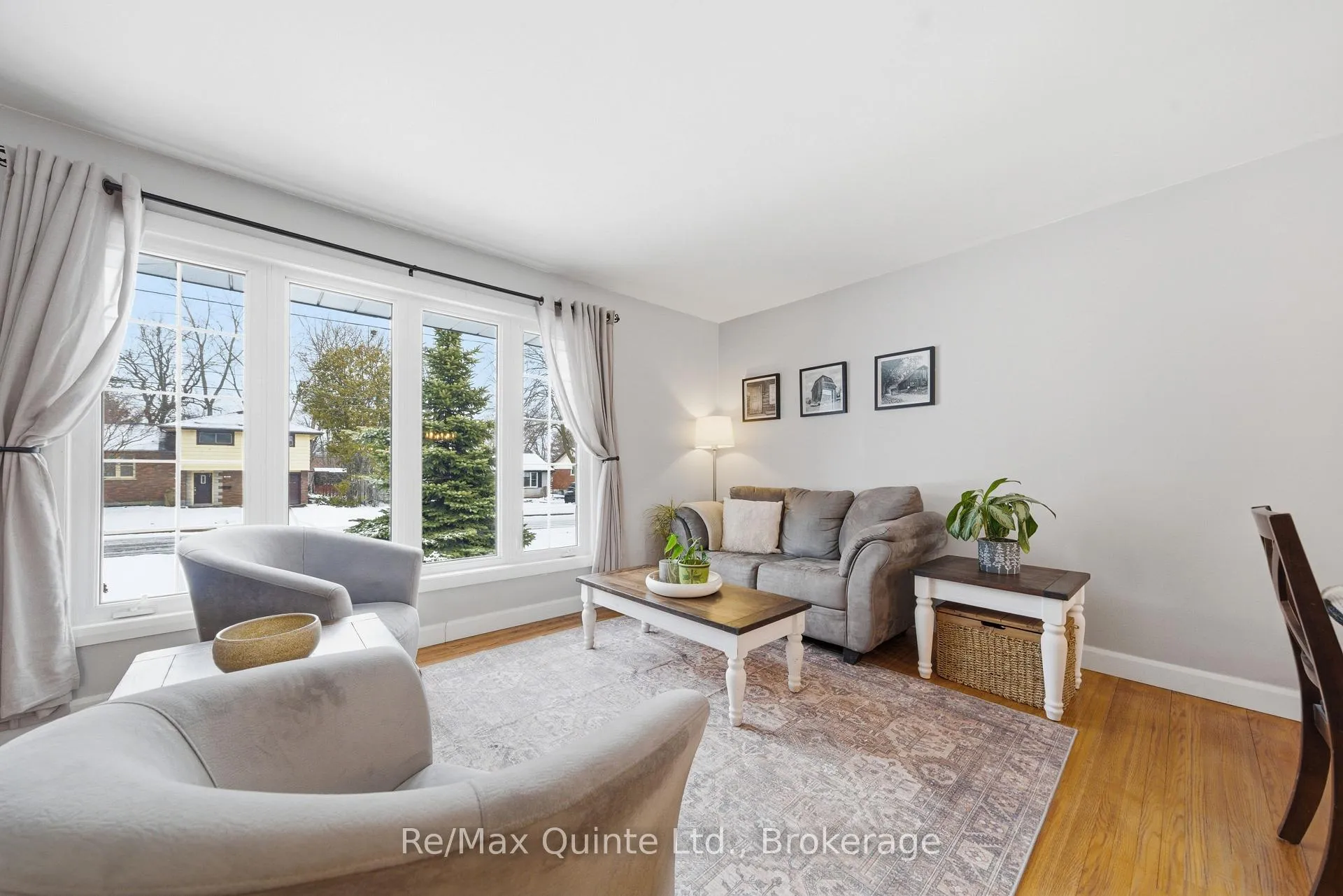 Photo 6 of 26 Applewood Drive, Belleville, Belleville Ward — HOMEH