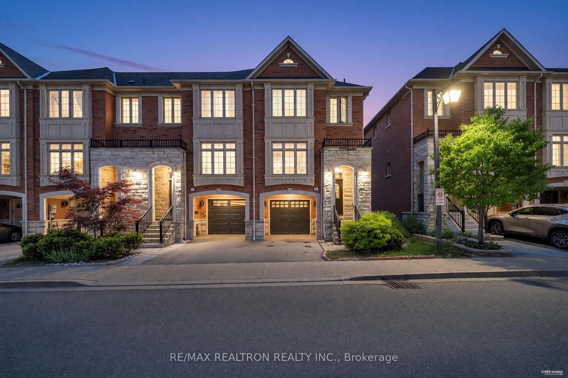 Photo 1 of 172 Vittorio De Luca Drive, Vaughan, East Woodbridge — HOMEH