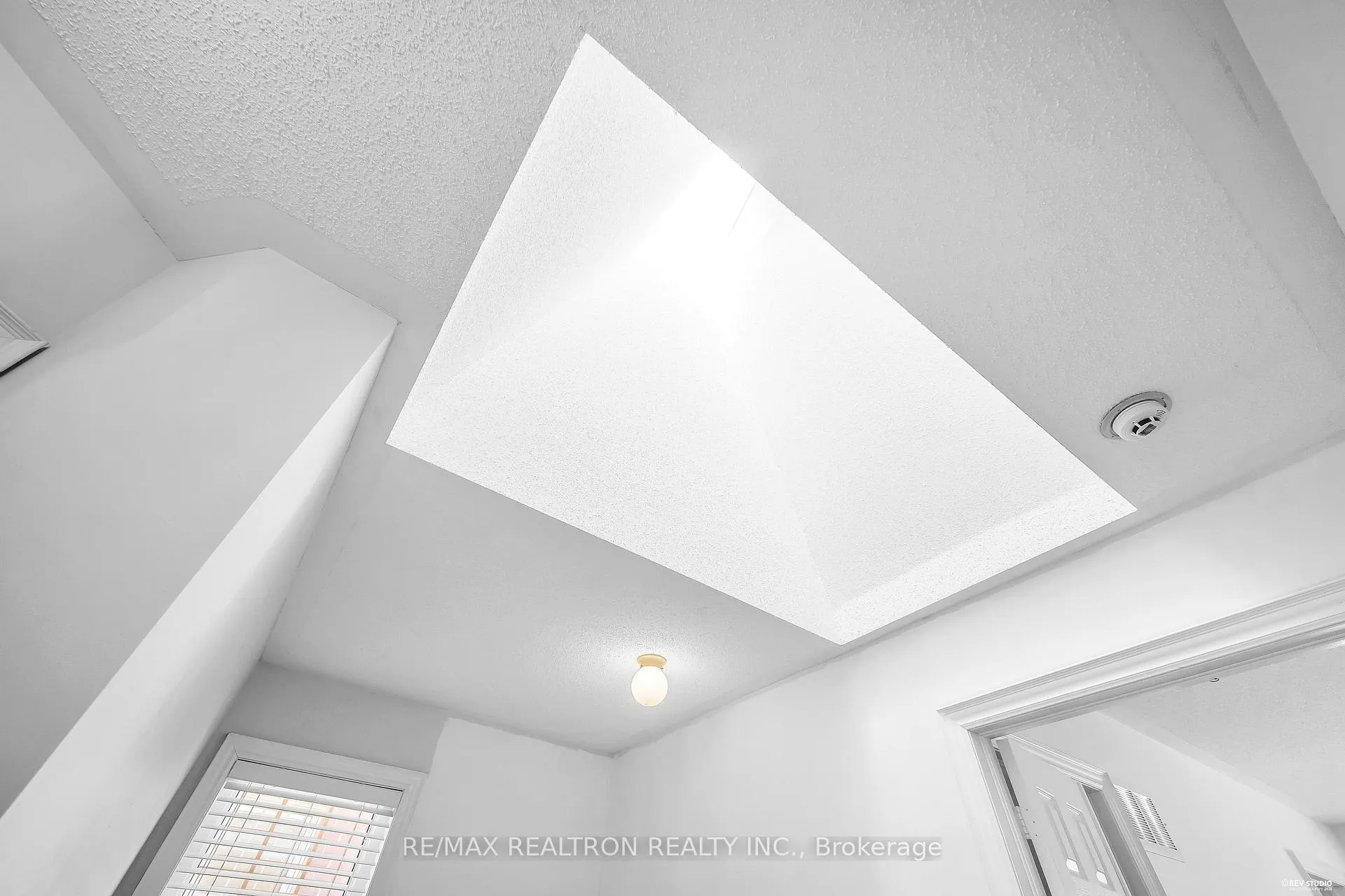 Photo 19 of 172 Vittorio De Luca Drive, Vaughan, East Woodbridge — HOMEH