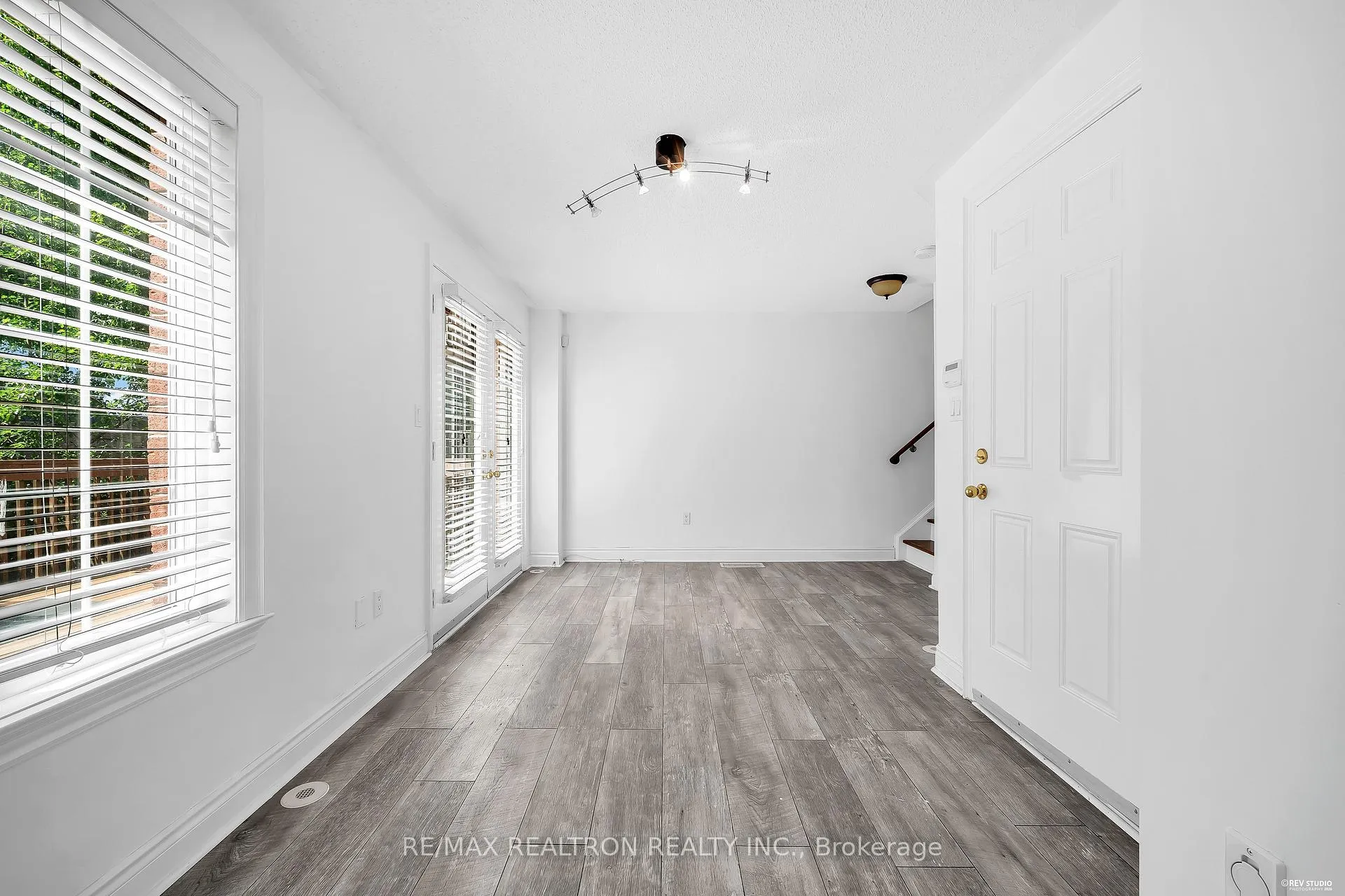 Photo 21 of 172 Vittorio De Luca Drive, Vaughan, East Woodbridge — HOMEH