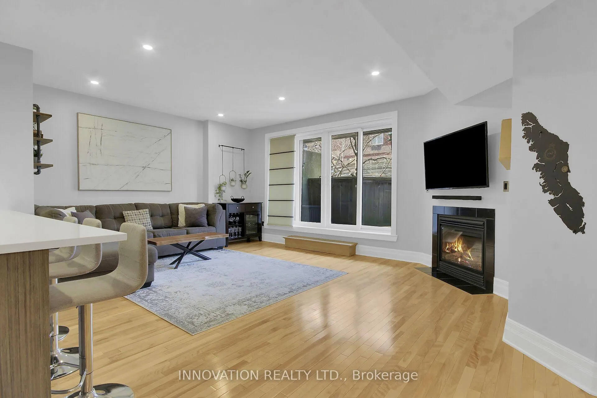 Photo 6 of Unit 104, 457 Mcleod Street, Ottawa, Ottawa Centre — HOMEH