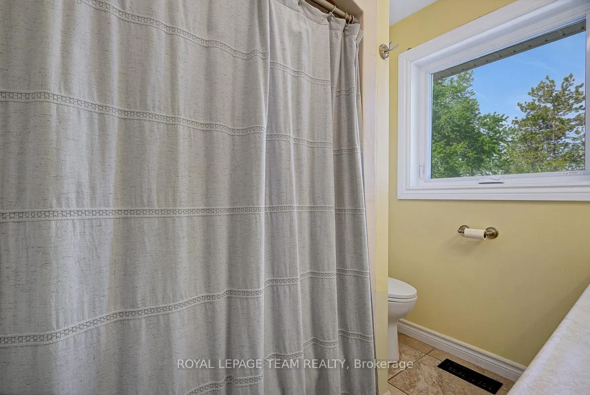Photo 19 of 229 Magee Road, North Grenville, North Grenville Twp (Kemptville East) — HOMEH