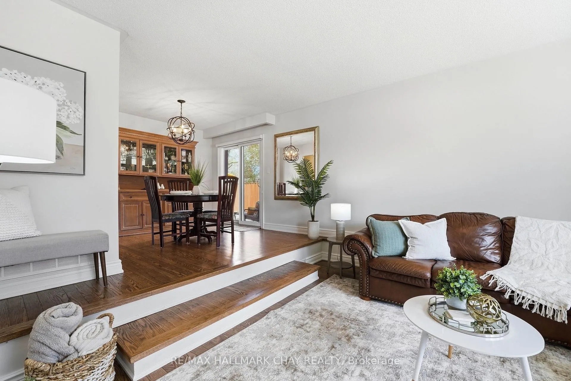 Photo 12 of 17 Hunter Court, New Tecumseth, Alliston — HOMEH