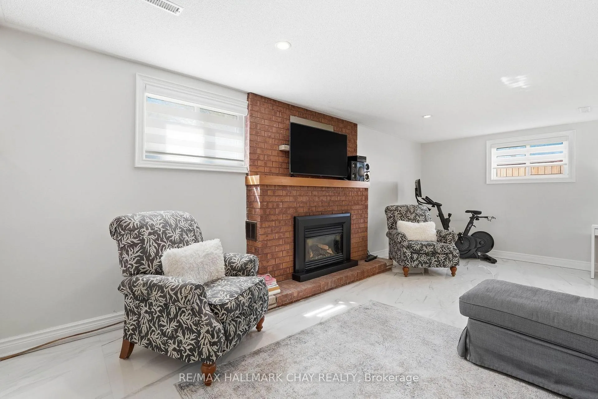Photo 24 of 17 Hunter Court, New Tecumseth, Alliston — HOMEH