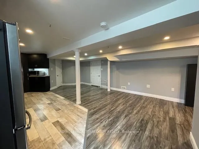 Photo 12 of Unit Bsmt, 482 Camden Circle, Mississauga, Hurontario — HOMEH