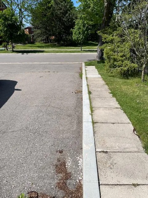Photo 25 of Unit Bsmt, 482 Camden Circle, Mississauga, Hurontario — HOMEH