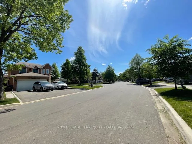 Photo 26 of Unit Bsmt, 482 Camden Circle, Mississauga, Hurontario — HOMEH