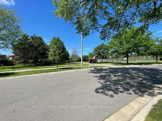 Photo 27 of Unit Bsmt, 482 Camden Circle, Mississauga, Hurontario — HOMEH
