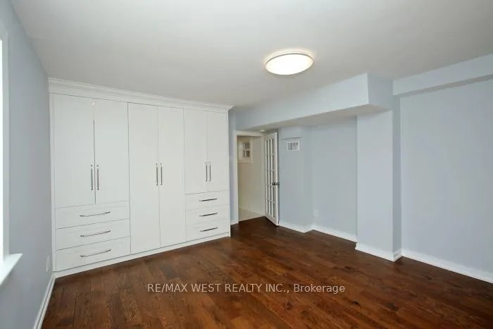 Photo 11 of Unit Upper Level, 420 Annette Street, Toronto, Junction Area — HOMEH