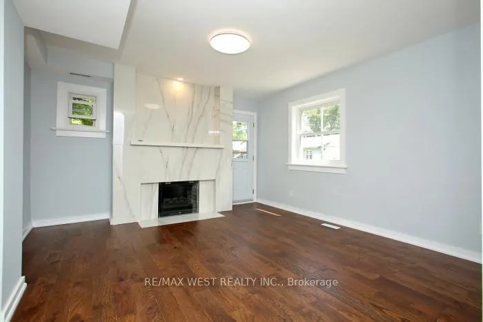 Photo 12 of Unit Upper Level, 420 Annette Street, Toronto, Junction Area — HOMEH