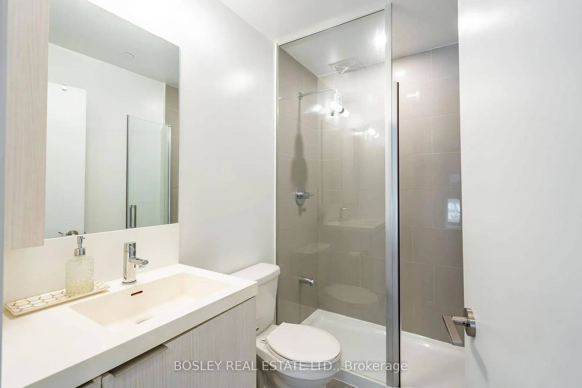 Photo 13 of Unit 204, 225 Sumach Street, Toronto, Regent Park — HOMEH