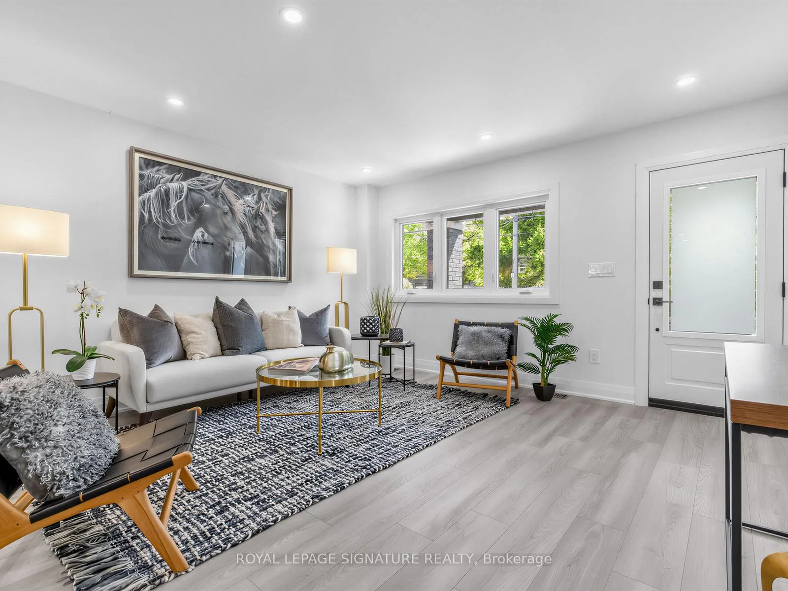 Photo 7 of 28 Durant Avenue, Toronto, Danforth Village-East York — HOMEH