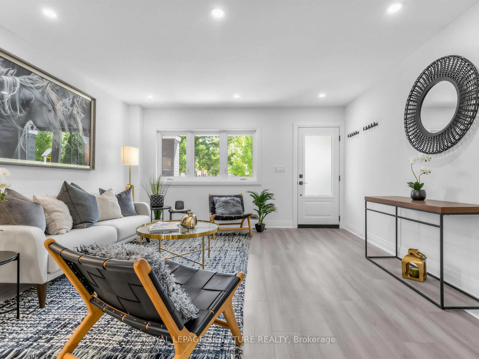 Photo 10 of 28 Durant Avenue, Toronto, Danforth Village-East York — HOMEH