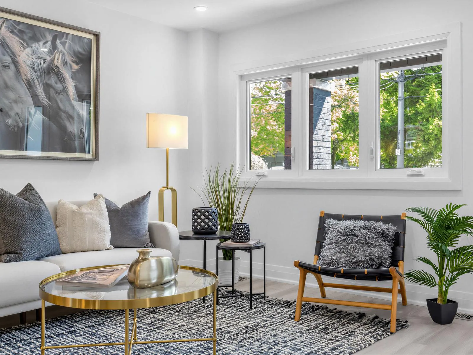 Photo 11 of 28 Durant Avenue, Toronto, Danforth Village-East York — HOMEH