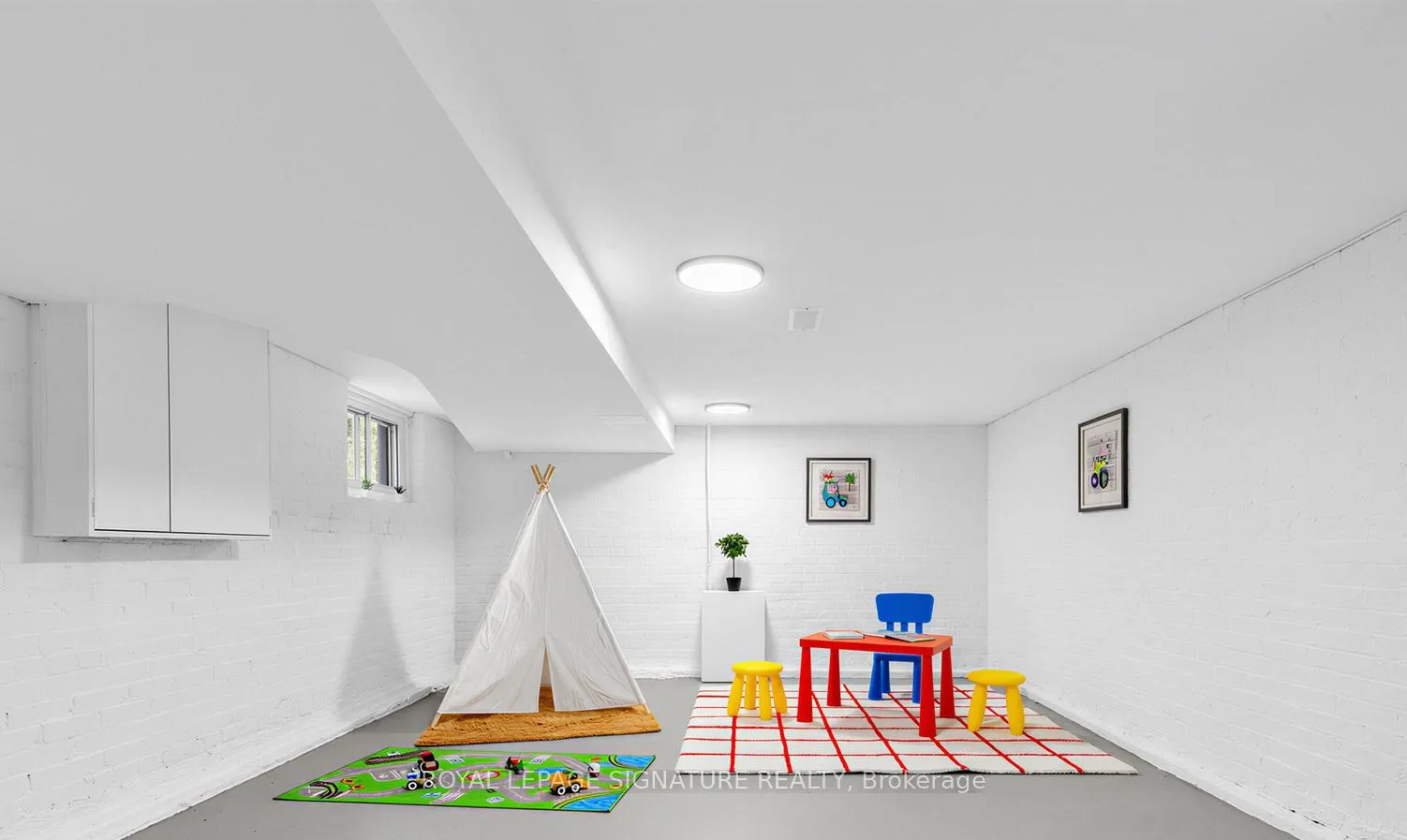 Photo 22 of 28 Durant Avenue, Toronto, Danforth Village-East York — HOMEH