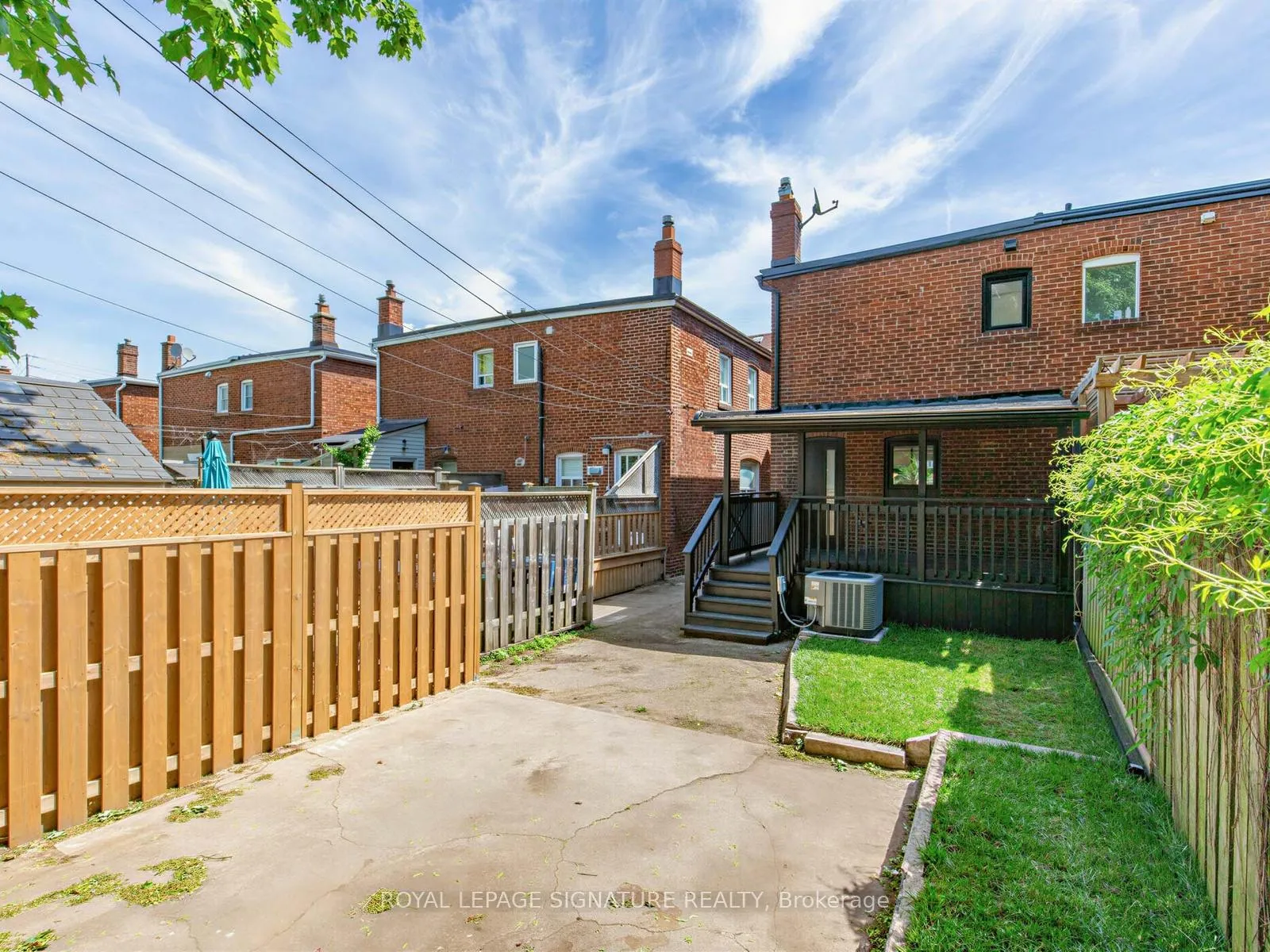 Photo 25 of 28 Durant Avenue, Toronto, Danforth Village-East York — HOMEH