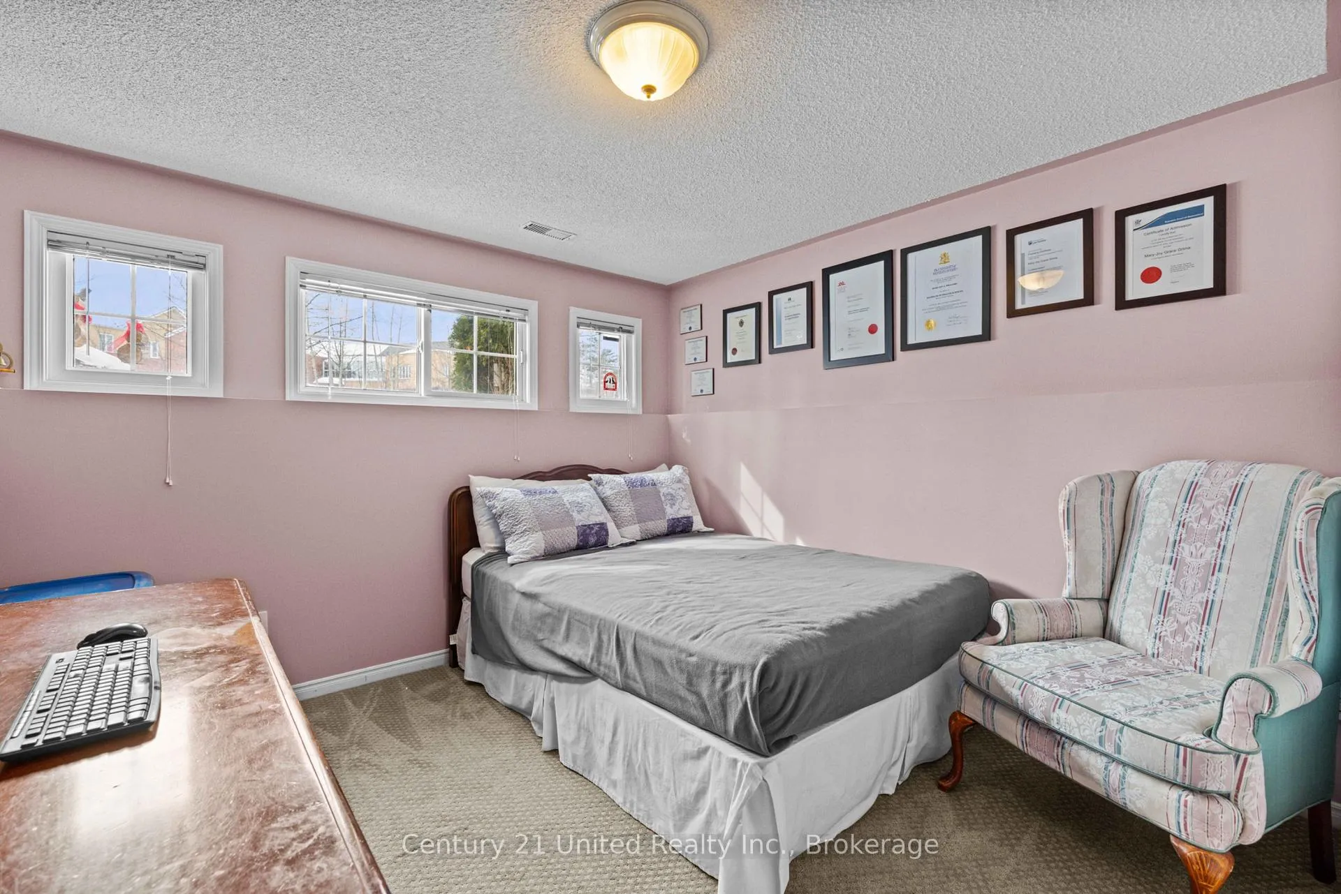 Photo 27 of 640 Brealey Drive, Peterborough, Otonabee Ward 1 — HOMEH