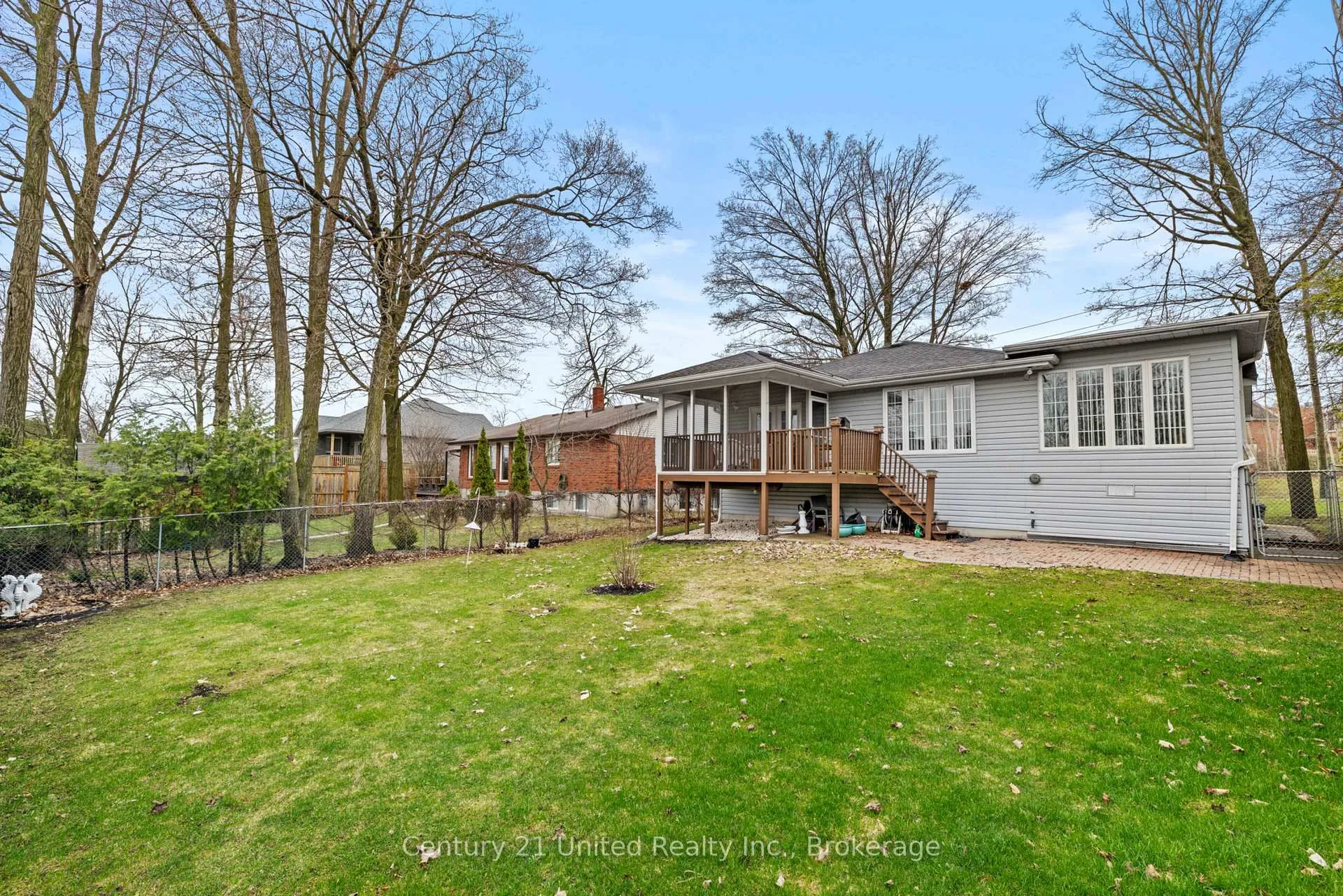 Photo 34 of 640 Brealey Drive, Peterborough, Otonabee Ward 1 — HOMEH