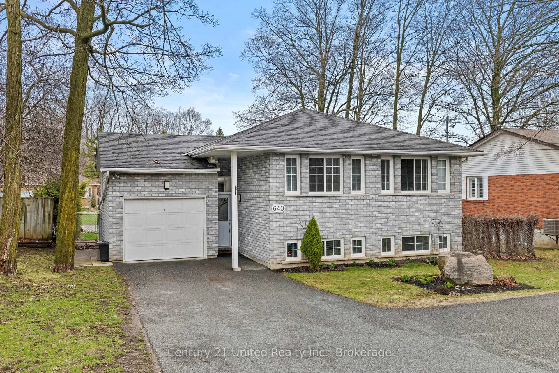 Photo 39 of 640 Brealey Drive, Peterborough, Otonabee Ward 1 — HOMEH