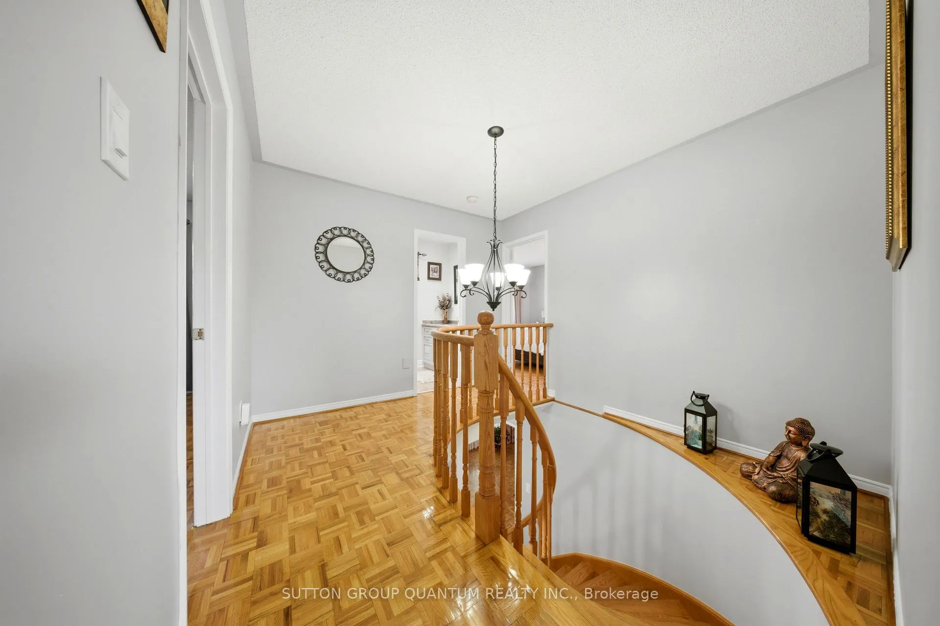 Photo 20 of 276 Lech Walesa Drive, Mississauga, Fairview — HOMEH
