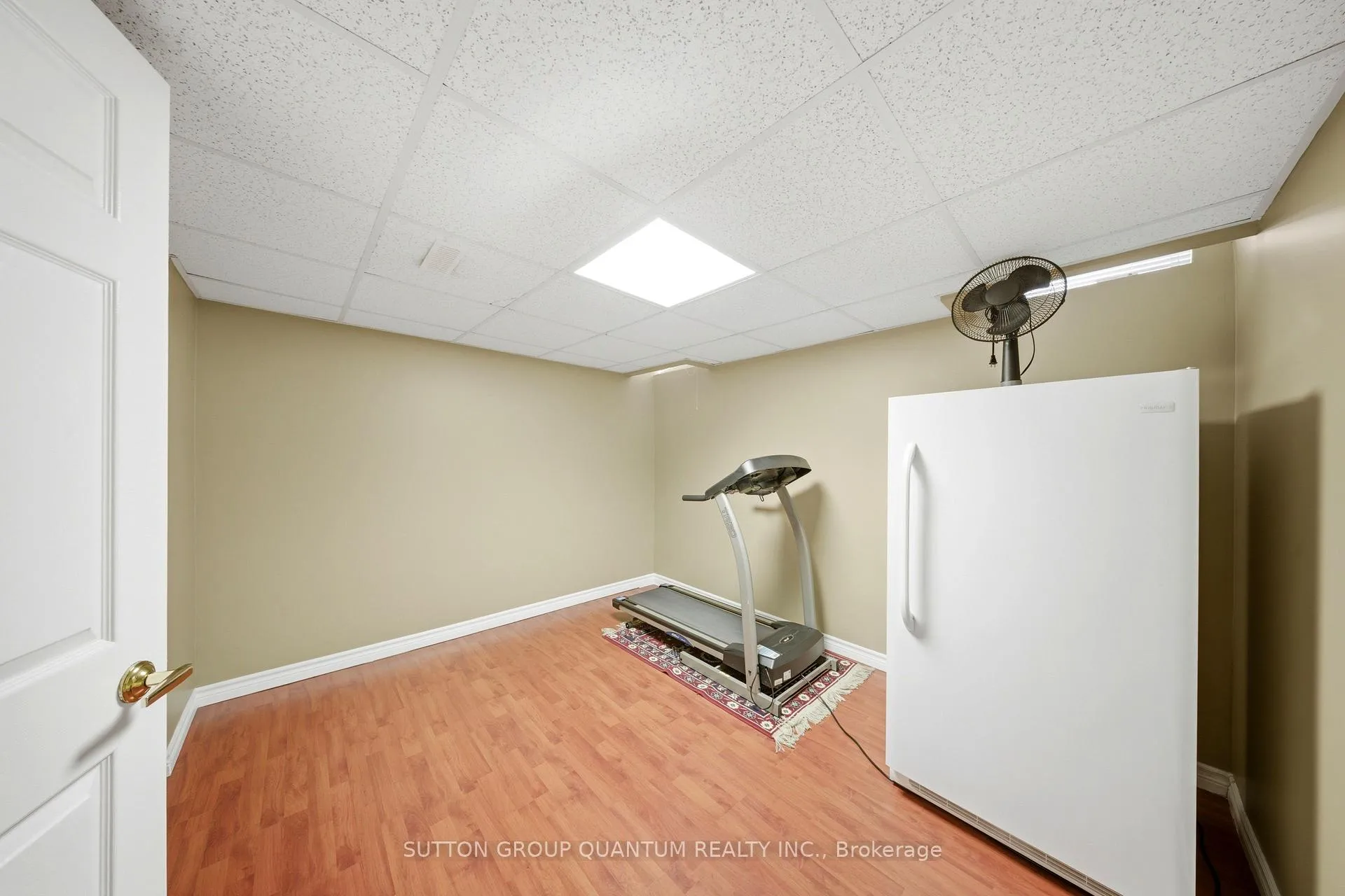 Photo 31 of 276 Lech Walesa Drive, Mississauga, Fairview — HOMEH