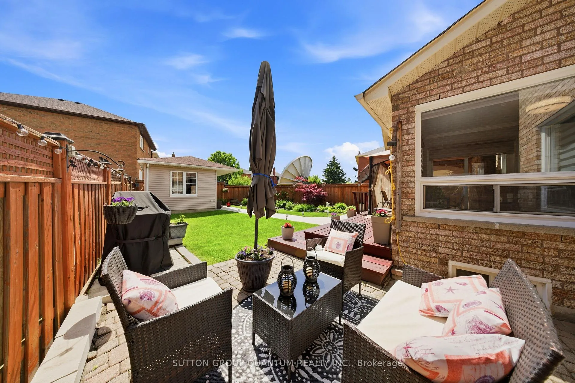 Photo 43 of 276 Lech Walesa Drive, Mississauga, Fairview — HOMEH