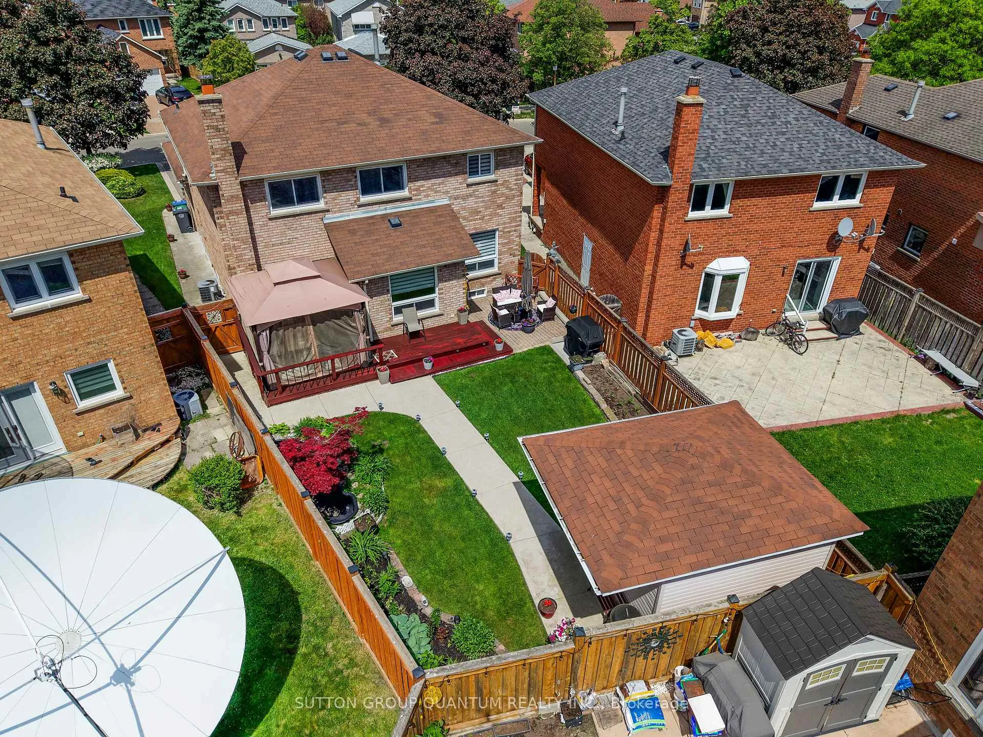 Photo 48 of 276 Lech Walesa Drive, Mississauga, Fairview — HOMEH