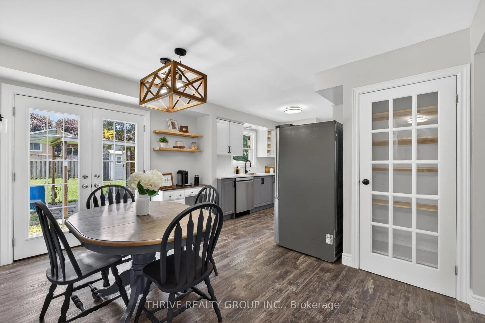 Photo 8 of 85 Vanbuskirk Drive, St. Thomas — HOMEH