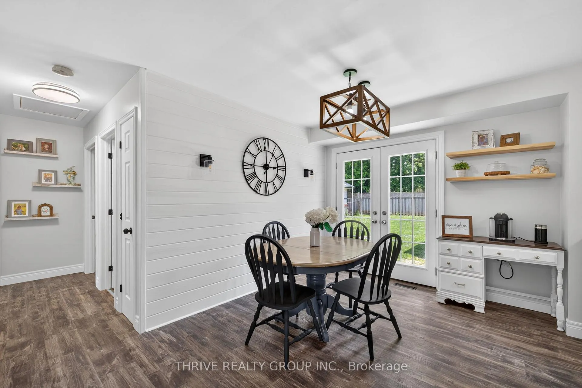 Photo 9 of 85 Vanbuskirk Drive, St. Thomas — HOMEH