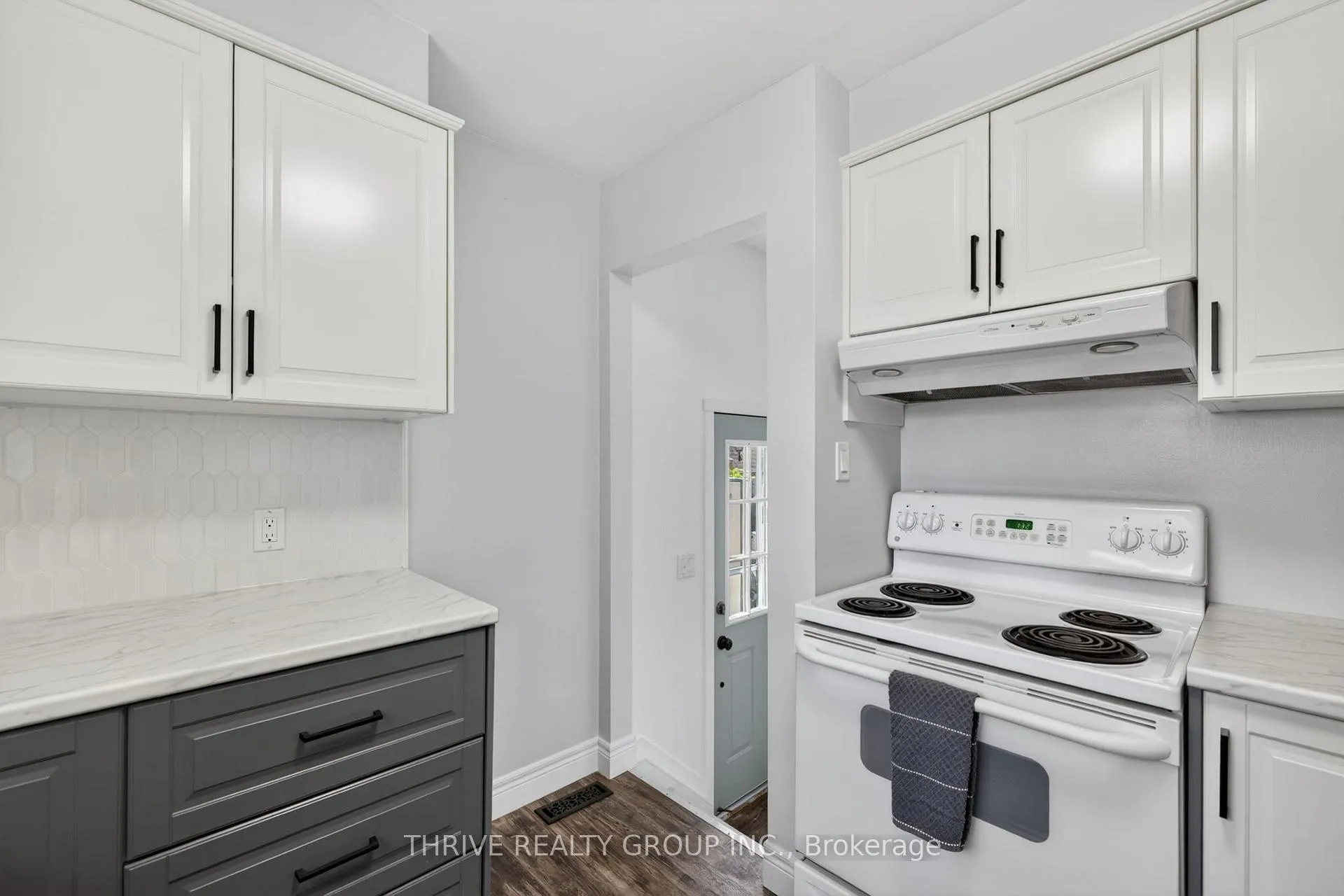 Photo 14 of 85 Vanbuskirk Drive, St. Thomas — HOMEH
