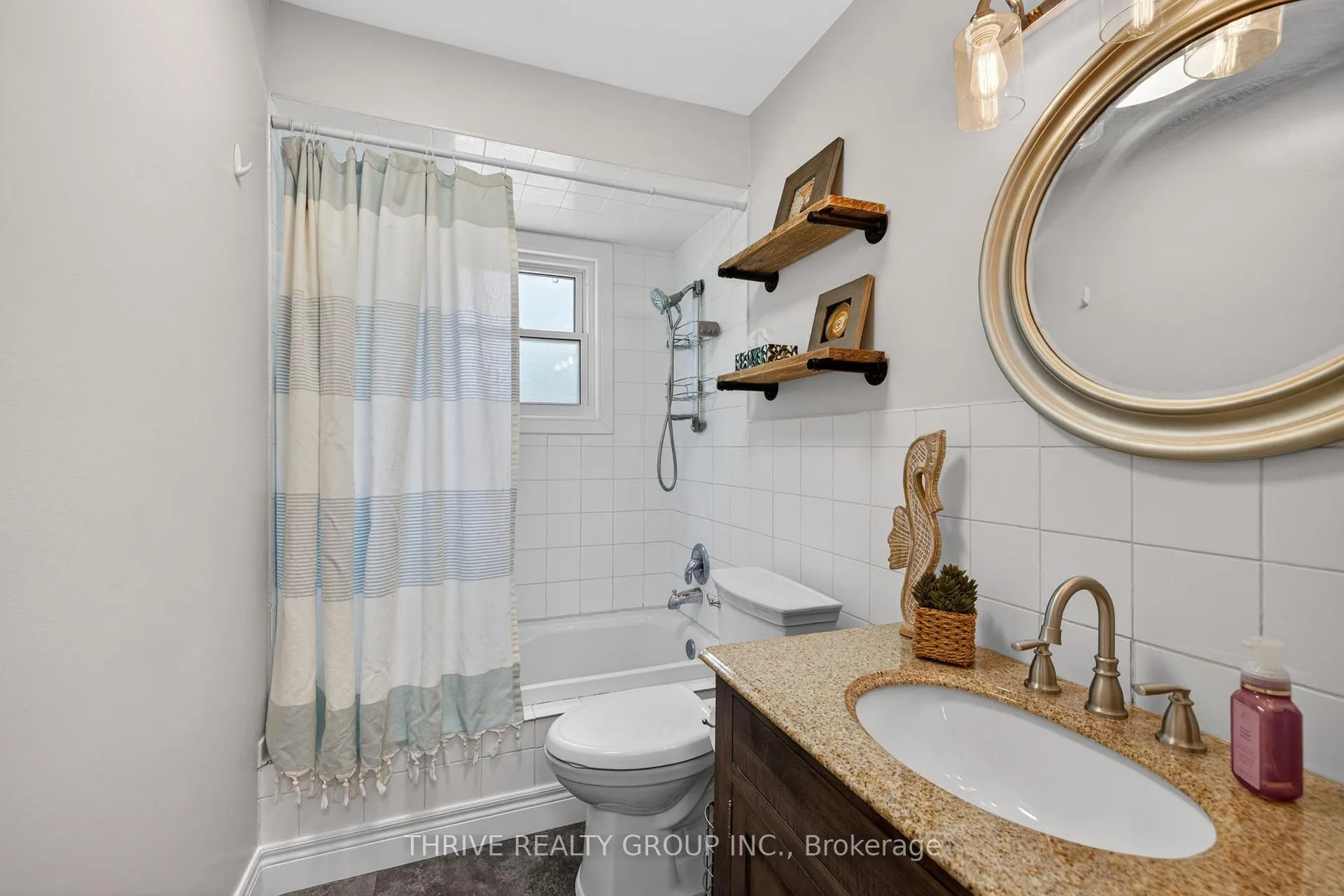 Photo 21 of 85 Vanbuskirk Drive, St. Thomas — HOMEH