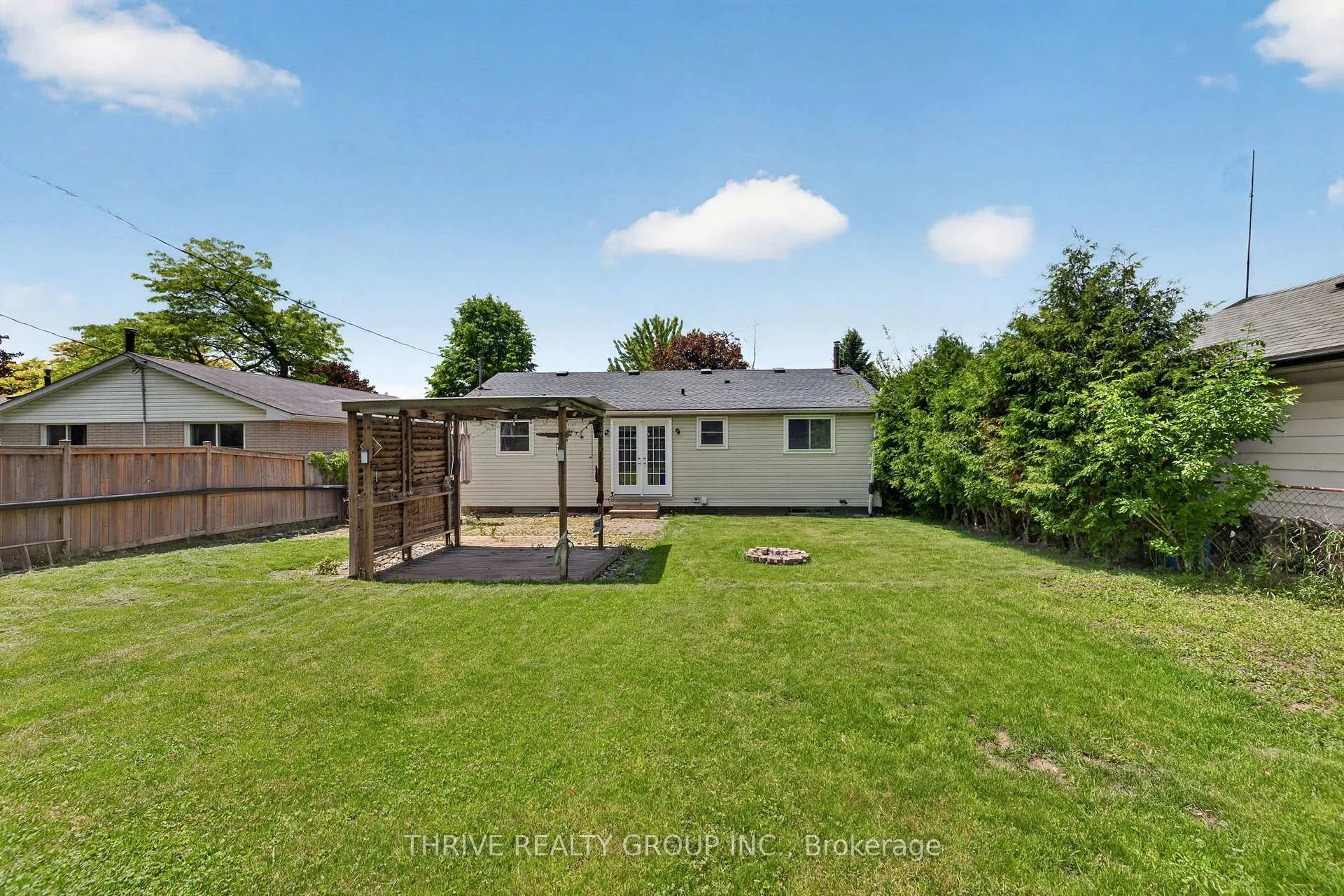 Photo 29 of 85 Vanbuskirk Drive, St. Thomas — HOMEH