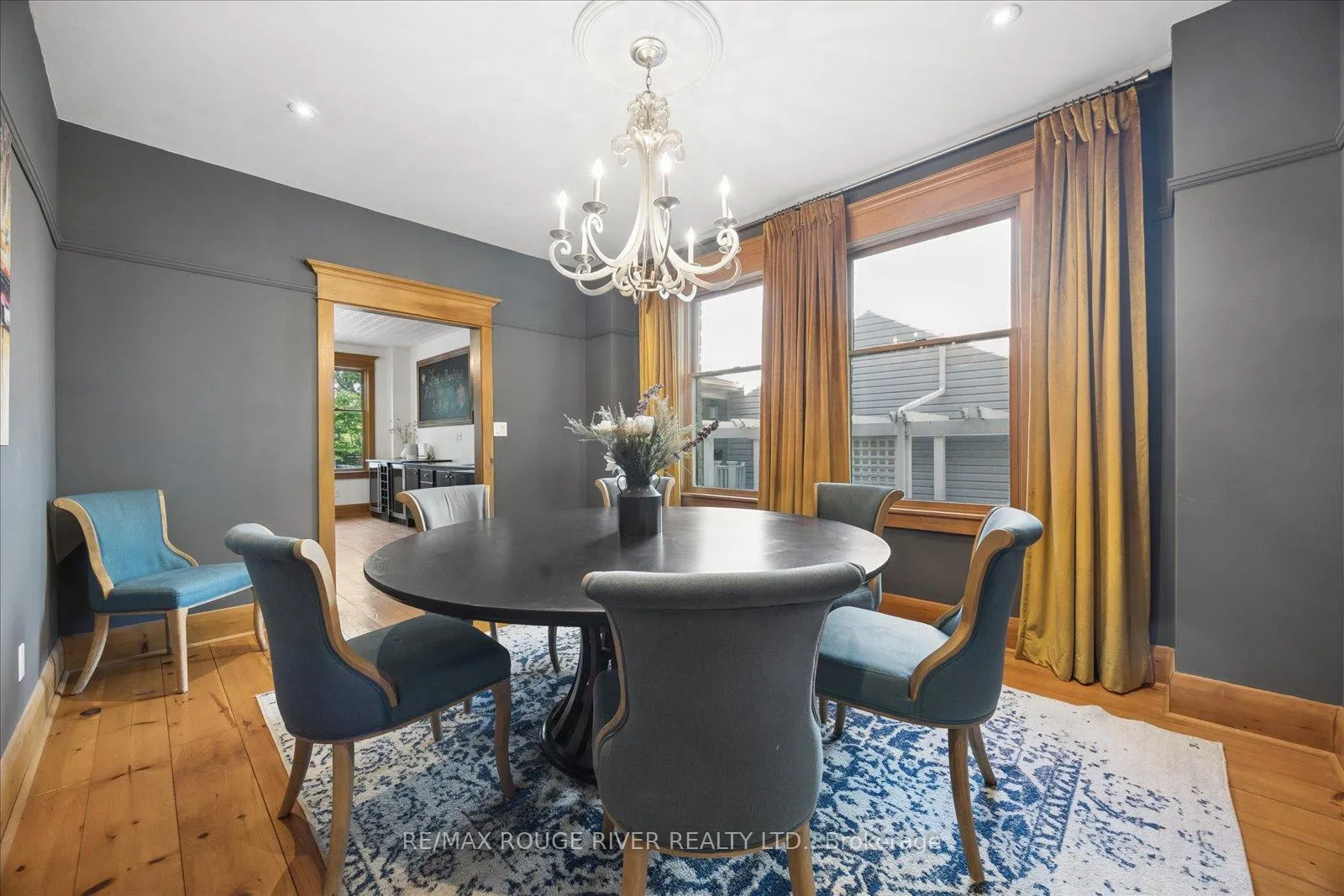 Photo 19 of 30 Springbank Avenue, Scarborough, Birchcliffe-Cliffside — HOMEH