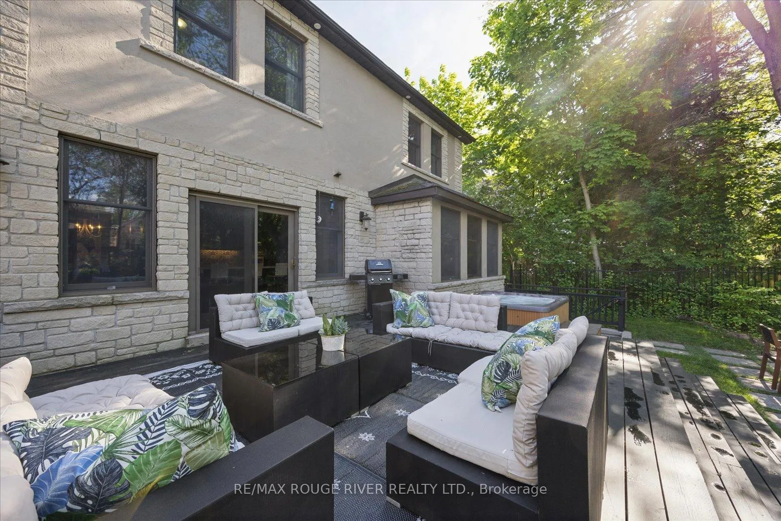 Photo 61 of 30 Springbank Avenue, Scarborough, Birchcliffe-Cliffside — HOMEH