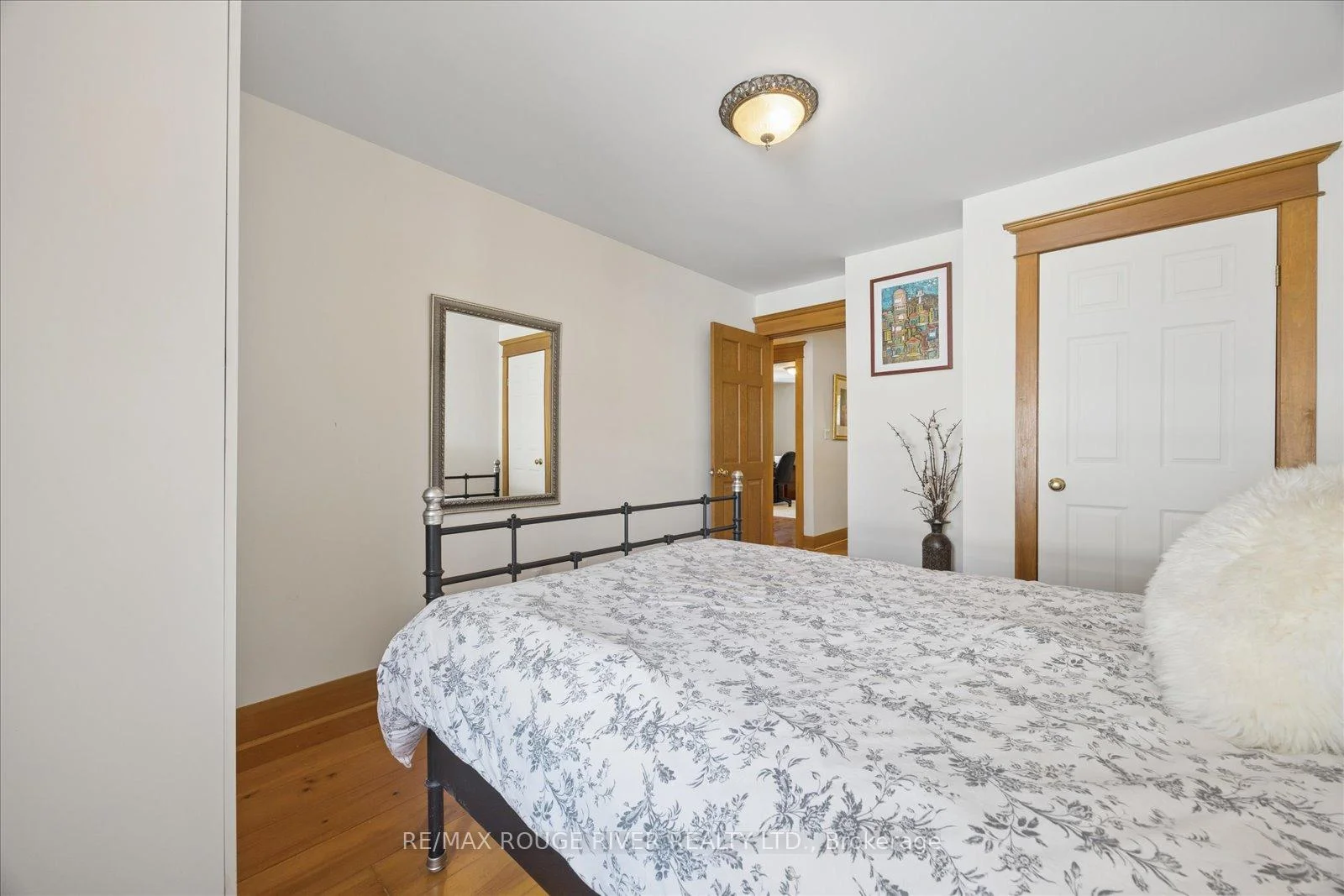 Photo 41 of 30 Springbank Avenue, Scarborough, Birchcliffe-Cliffside — HOMEH