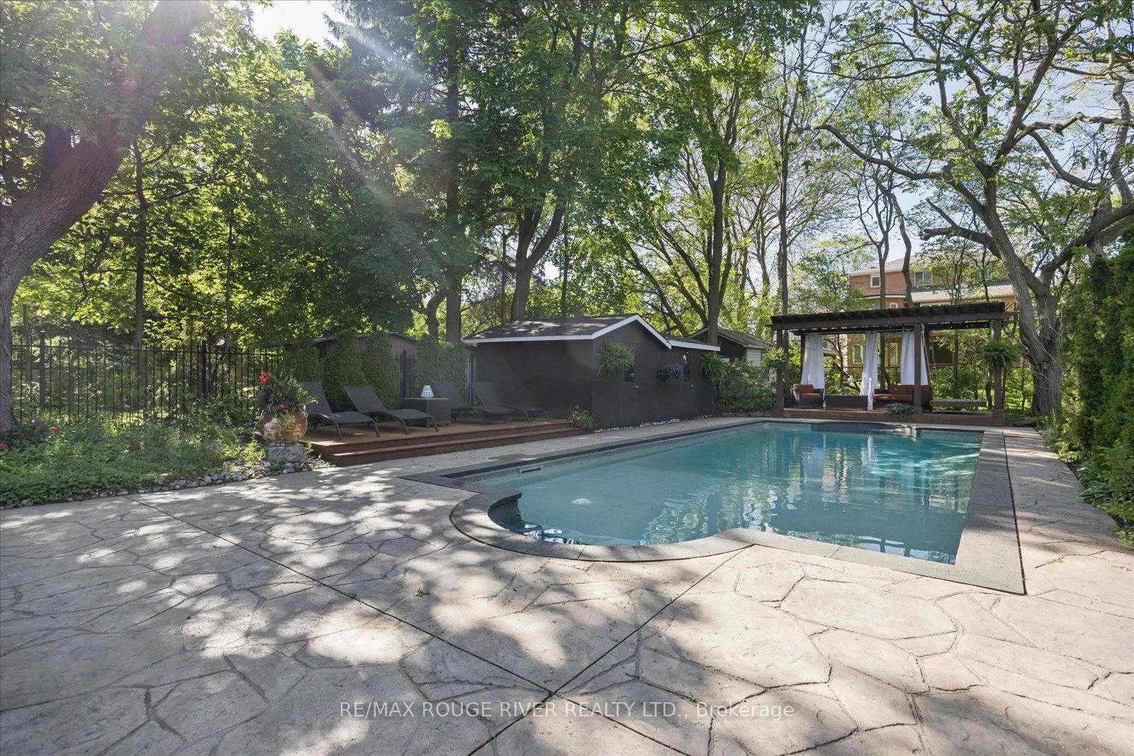 Photo 75 of 30 Springbank Avenue, Scarborough, Birchcliffe-Cliffside — HOMEH