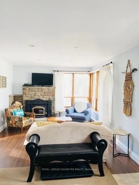 Photo 5 of 23 61st Street S, Wasaga Beach — HOMEH