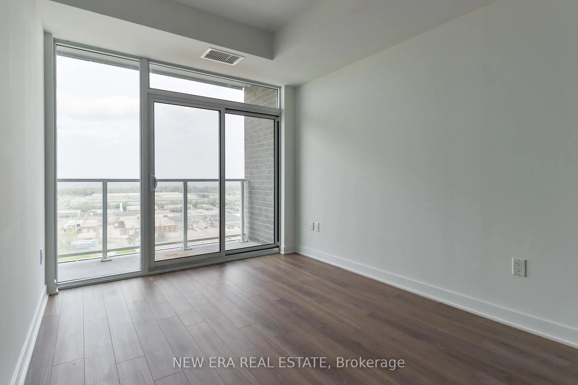 Photo 7 of Unit 1408, 2782 Barton Street E, Hamilton, Riverdale — HOMEH