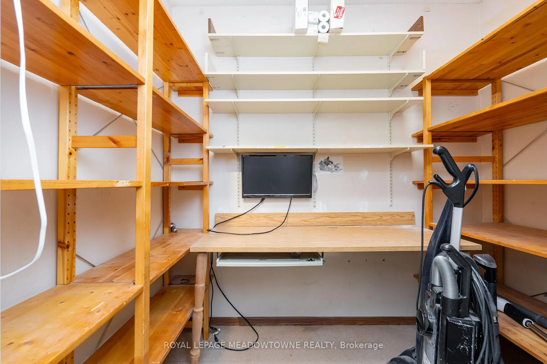 Photo 37 of Unit 3303, 3650 Kaneff Crescent, Mississauga, Mississauga Valleys — HOMEH