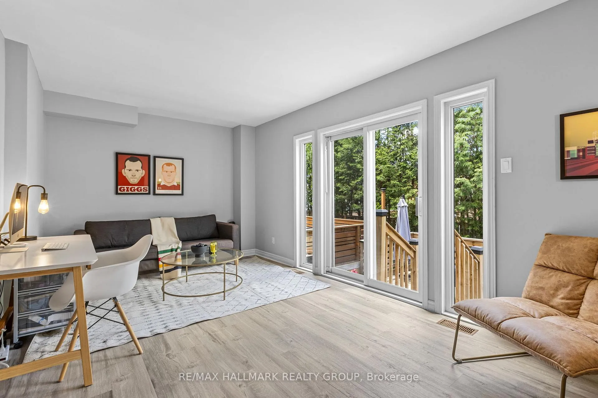 Photo 7 of 125 Arcola Private, Ottawa, Overbrook/Castle Heights — HOMEH