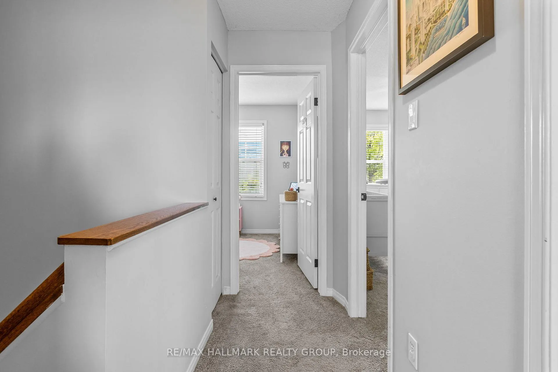 Photo 23 of 125 Arcola Private, Ottawa, Overbrook/Castle Heights — HOMEH
