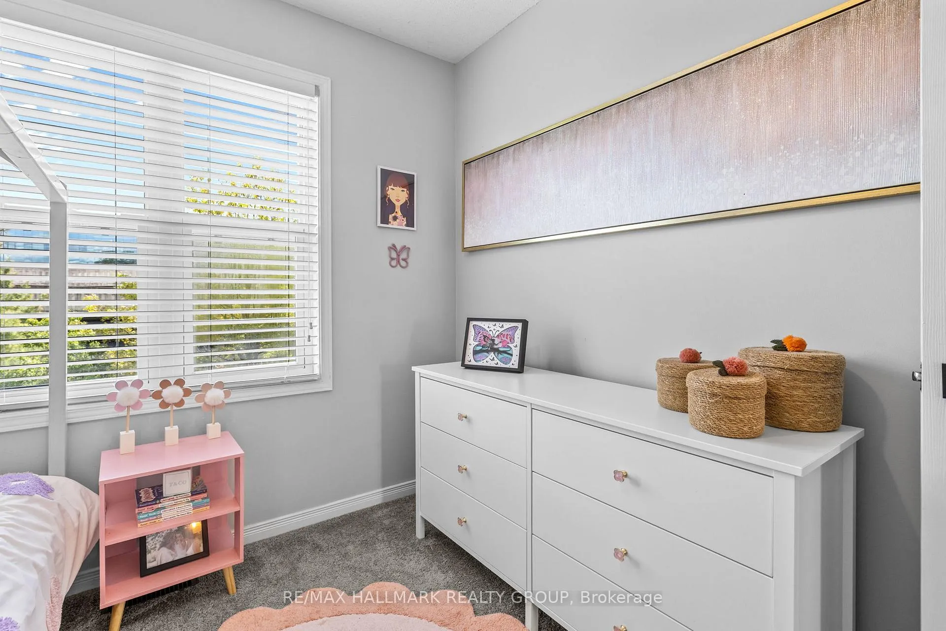 Photo 25 of 125 Arcola Private, Ottawa, Overbrook/Castle Heights — HOMEH