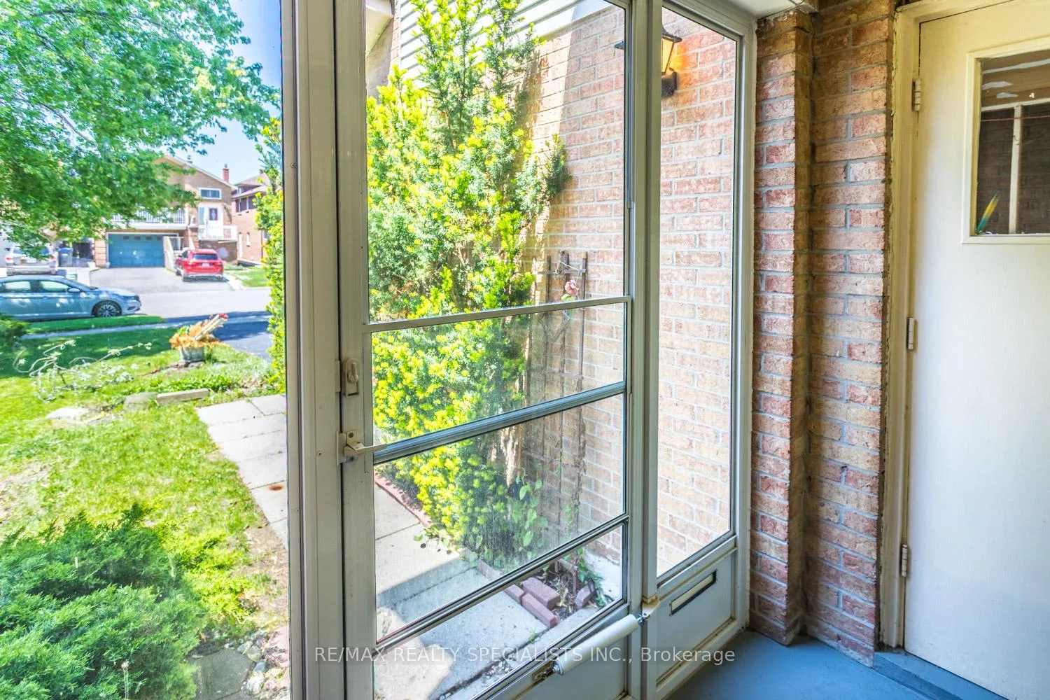 Photo 6 of 840 Messenger Meadow Drive, Mississauga, Creditview — HOMEH