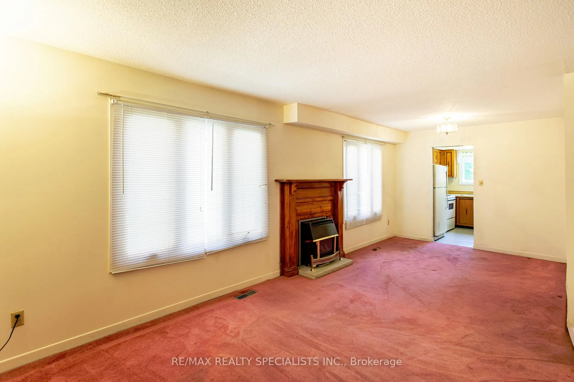 Photo 10 of 840 Messenger Meadow Drive, Mississauga, Creditview — HOMEH