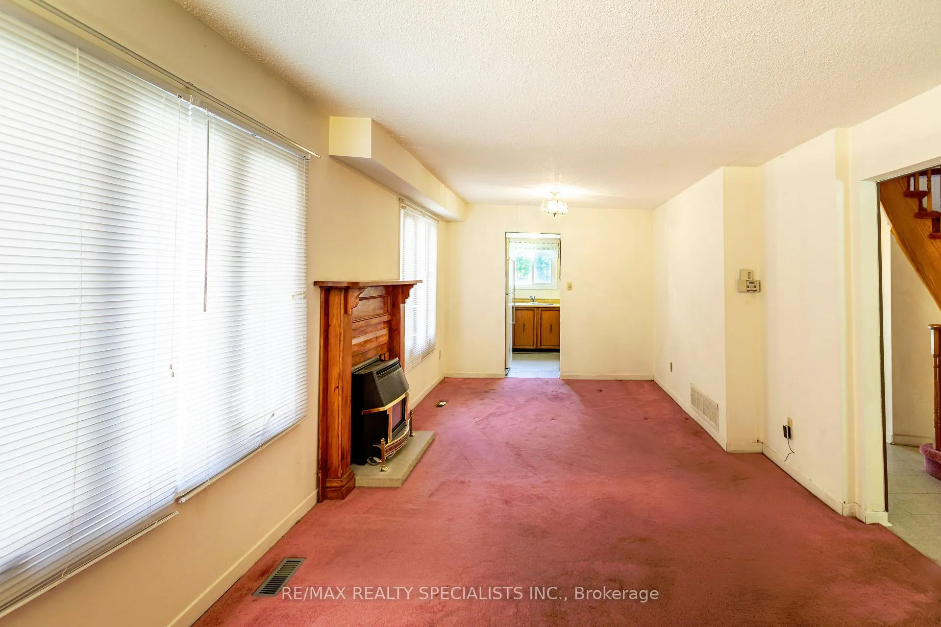 Photo 11 of 840 Messenger Meadow Drive, Mississauga, Creditview — HOMEH