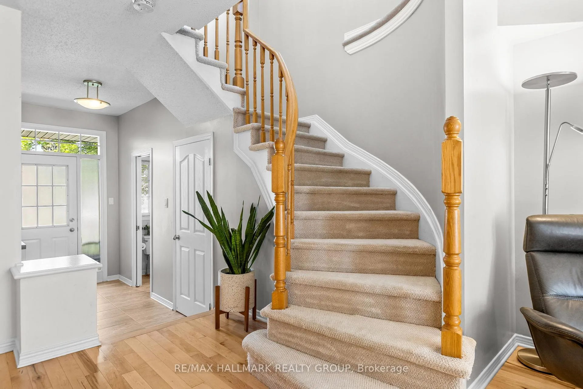 Photo 7 of 4319 Owl Valley Drive, Ottawa, Riverside South/Gloucester Glen — HOMEH
