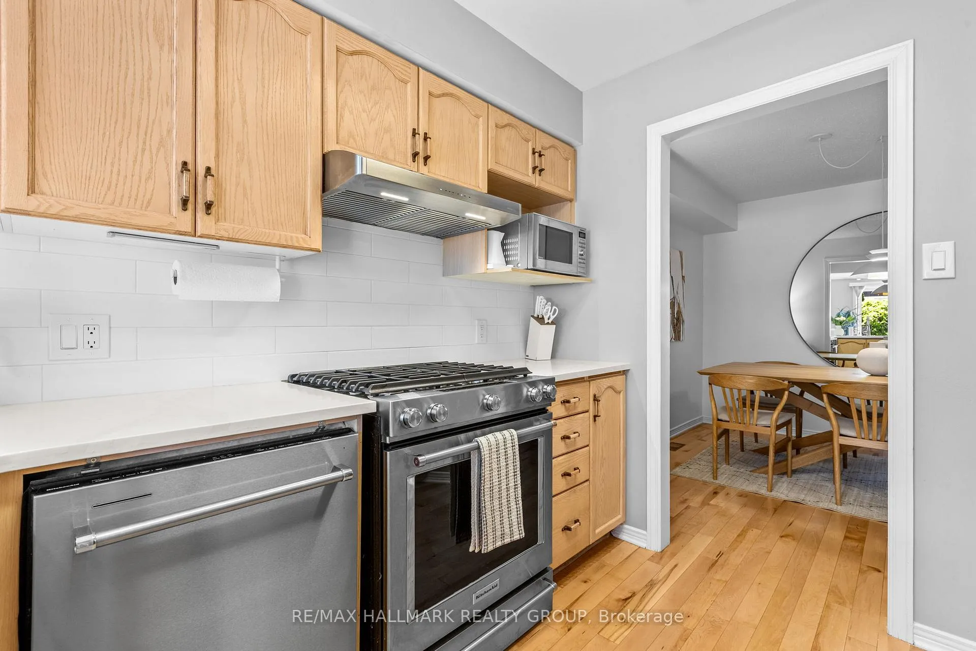 Photo 14 of 4319 Owl Valley Drive, Ottawa, Riverside South/Gloucester Glen — HOMEH