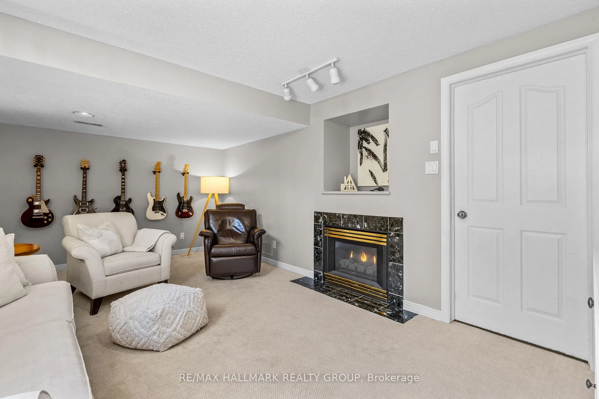 Photo 25 of 4319 Owl Valley Drive, Ottawa, Riverside South/Gloucester Glen — HOMEH