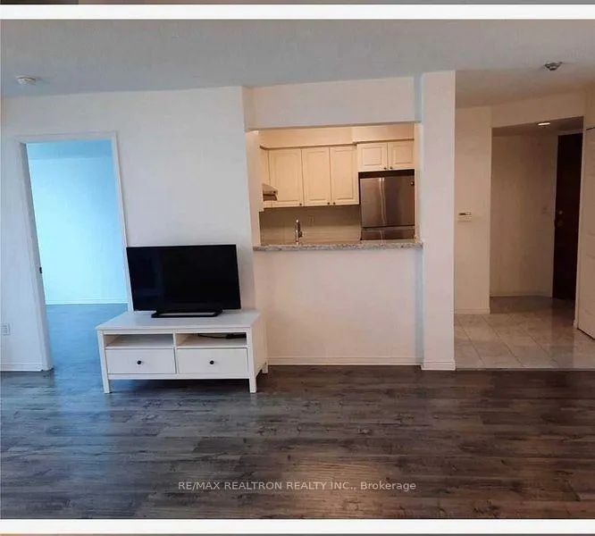 Photo 3 of Unit 705, 29 Pemberton Avenue, North York, Newtonbrook East — HOMEH